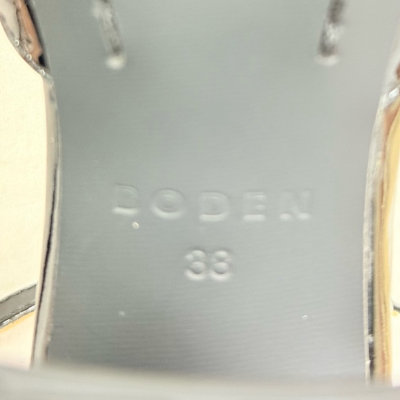 Boden Black Patent Ankle Strap Pumps Court Shoes Pumps Chunky Heels NWOB - Picture 9 of 11